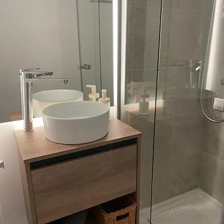C Y L Appartement *